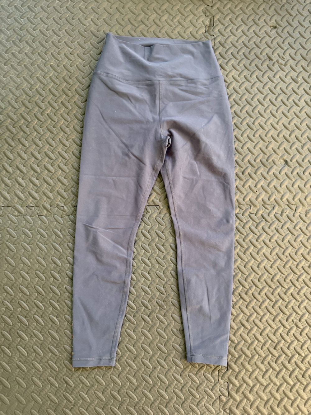 Peloton Women's Grey/Blue Leggings - Medium